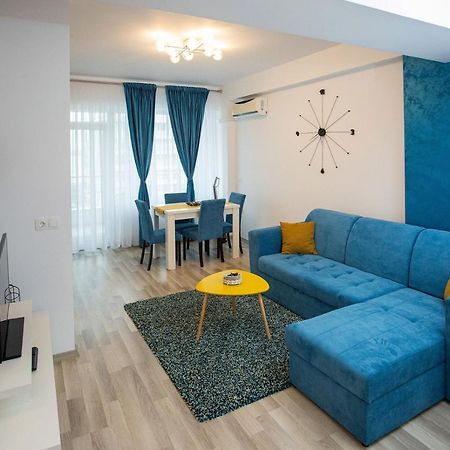 Elegance Apartment Summerland Mamaia Dış mekan fotoğraf