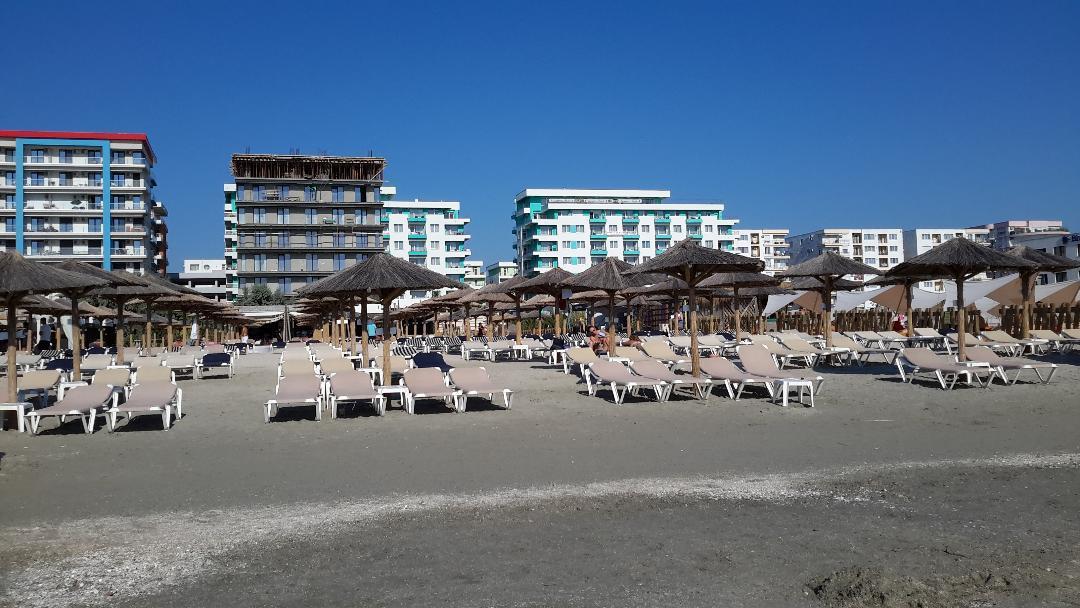 Elegance Apartment Summerland Mamaia Dış mekan fotoğraf